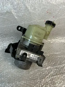 Pompe de direction assistée Renault Express 1.5 DCI 491109155R