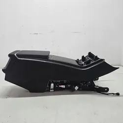 Tesla Model X Plaid 2022 keskikonsoli OEM 1564447-00-B