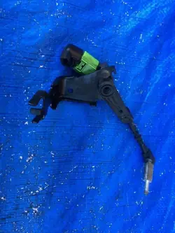 Capteur de Niveau Avant Audi Q7 OEM 4M0941286C 4M0907504A
