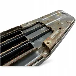 82208512 Volvo Kühlergrillstufe - Gebrauchtes LKW-Teil