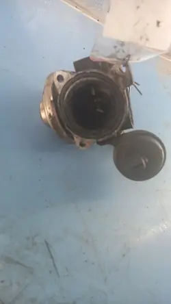 EGR-venttiili OEM 038131501G Audi A4 B6 1.9TDI:lle