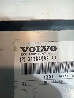 Módulo Amplificador Radio Volvo V40 OEM 31384099
