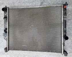 CHŁODNICA WODY PŁYNU CHŁODZĄCEGO MERCEDES W164 3.0 V6 CDI R-KLASSA W251 OE