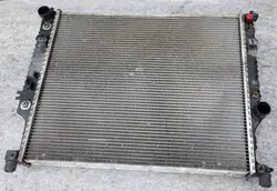 CHŁODNICA WODY PŁYNU CHŁODZĄCEGO MERCEDES W164 3.0 V6 CDI R-KLASSA W251 OE