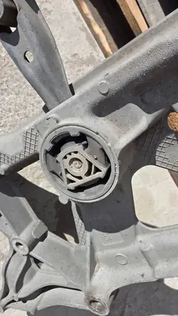 Vorderes Hilfsrahmen OEM 3Q0199369D - Gebraucht