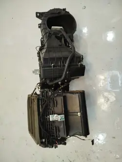 Chauffage VW Touareg 7P OEM 7P1820005L Occasion