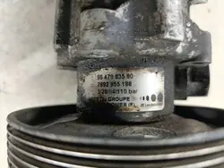 Pompe de direction OEM 9647983580 pour Peugeot 807