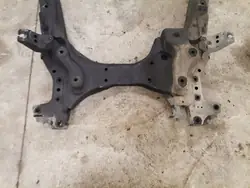 Viga motor Honda CR-V OEM NBGFDSAZXC - Usado