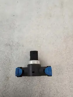 Sensor Pressão Combustível OEM 31432653 Volvo