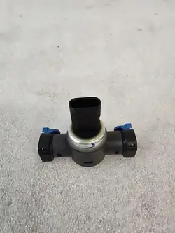 Capteur Pression Carburant OEM 31432653 Volvo