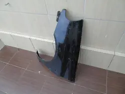 Framvänster Skärm Renault Clio I 98-01 OE 7701473025