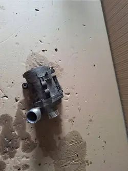 BMW Vattenpump 307076