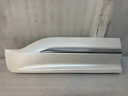 Ford Kuga Mk3 Höger Bakdörrlist OEM LV4B-S25334-D