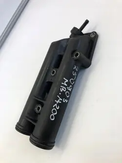 Thermostatgehäuse OEM A6542037100 für Mercedes-Benz
