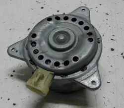 Kylarfläktmotor FIAT DOBLO II 1.6 M-JET OEM M11001100
