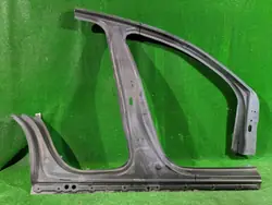 Pilar direito do limiar OEM SŁUPEK PRAWY PRÓG MAZDA CX30