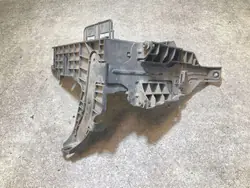 Peça compartimento motor VW OEM 2N0915515 - Usado