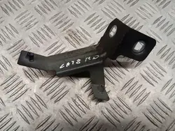 Soporte del guardabarros delantero derecho OEM 7P5805604A usado
