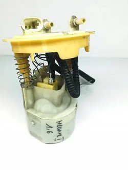 Brandstofpomp Renault Megane 1.4 OE 7700422036B