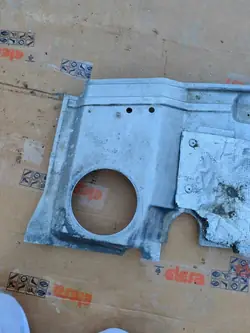 Mercedes W124 Cloison Moteur - Pièce OE Occasion