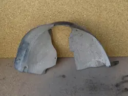 SKODA YETI Right Front Wheel Arch 5L0809962 5L0809958