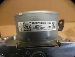 Pompe ABS Peugeot OEM 9860293080 - Occasion