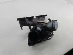 Turbiini Keräimen kanssa VW Caddy III 1.9 TDI OEM 03G253019J