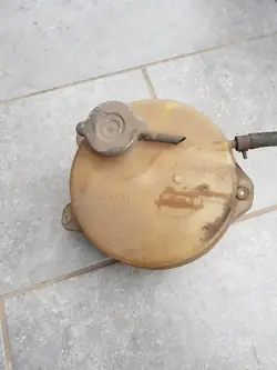 MERCEDES R107 SL SLC Kühlmittel-Ausgleichsbehälter 1075000349