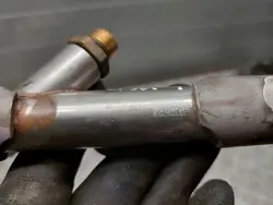 Audi OE 06E130090AJ Inspuitrail - Gebruikt