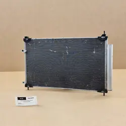 AC Kondenserin Raappa Toyota Auris