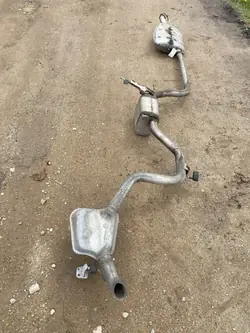 UTO26312 Silenciador completo para Chrysler Pacifica 2017