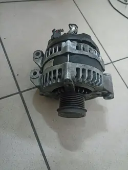 Vaihtovirtageneraattori 3.6 Jeep Wrangler Dodge Ram Chrysler