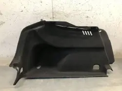 OEM 8V5863887R Lateral Esquerdo Porta-Malas Audi A3