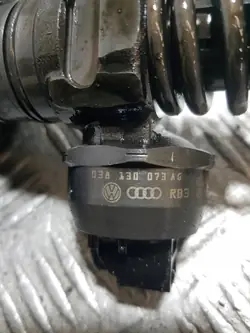 Bosch Insprutare OEM 0414720215 038130073AG