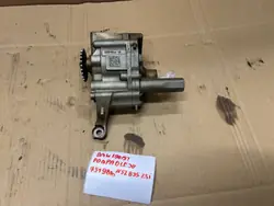 BMW Oliepomp OEM 7519870 voor 5 Serie 523i
