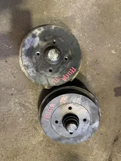 Freno de tambor trasero OEM 9151131 Skoda Felicia I