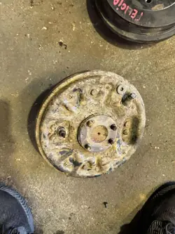 Freno de tambor trasero OEM 9151131 Skoda Felicia I