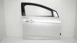 OEM 360181390 Vordere rechte Tür für Ford Focus MK3