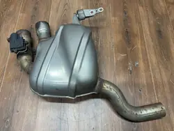 Porsche Macan 95B Pakoputken vaimennin OEM 95b253612p