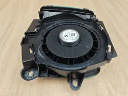 OEM 2622565 Vänster subwoofer för BMW G26 G20 G21