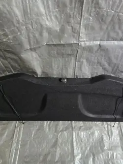 Toyota Yaris 3 taka tavaratilan hylly OEM 64330-0D750