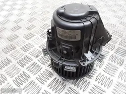Begagnad Citroen C5 värmefläkt OEM L5771000