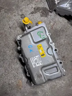 MERCEDES GLE Hybride Omvormer A167 A1679002311