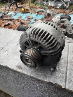 Alternateur VW Passat B6 2.0 TDI 140KM OEM 021903026L