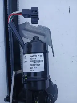 Mercedes Vito achterklepmechanisme OEM A4477600003