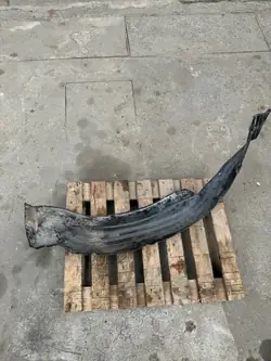 Vänster fram hjulhus Mitsubishi Pajero I MB250645