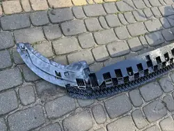 Copertura inferiore paraurti Audi A3 8V3807233A