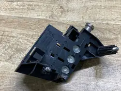Relais de contrôle courant Porsche 95B937517B