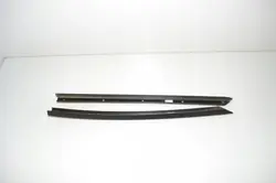 Junta lateral direita pára-brisas dianteiro BMW 2 Cabrio OEM 7267939