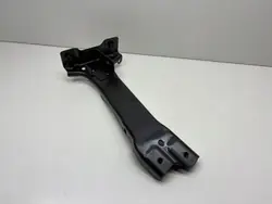 Support de garde-boue avant gauche OEM 8Y0821131 Audi A3 8Y